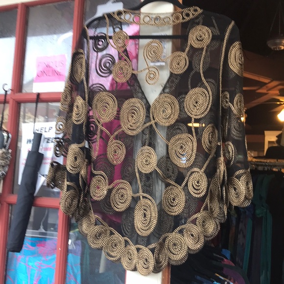 Black & gold lace bolero jacket - Picture 3 of 5